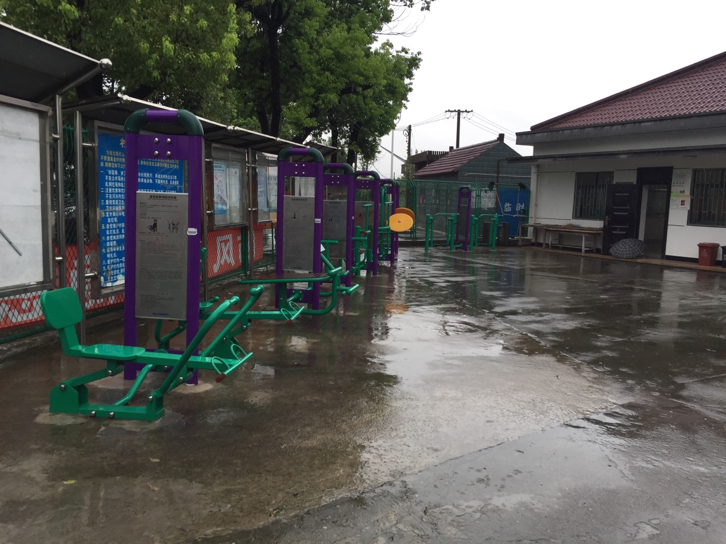 山海橋村健身點(diǎn)