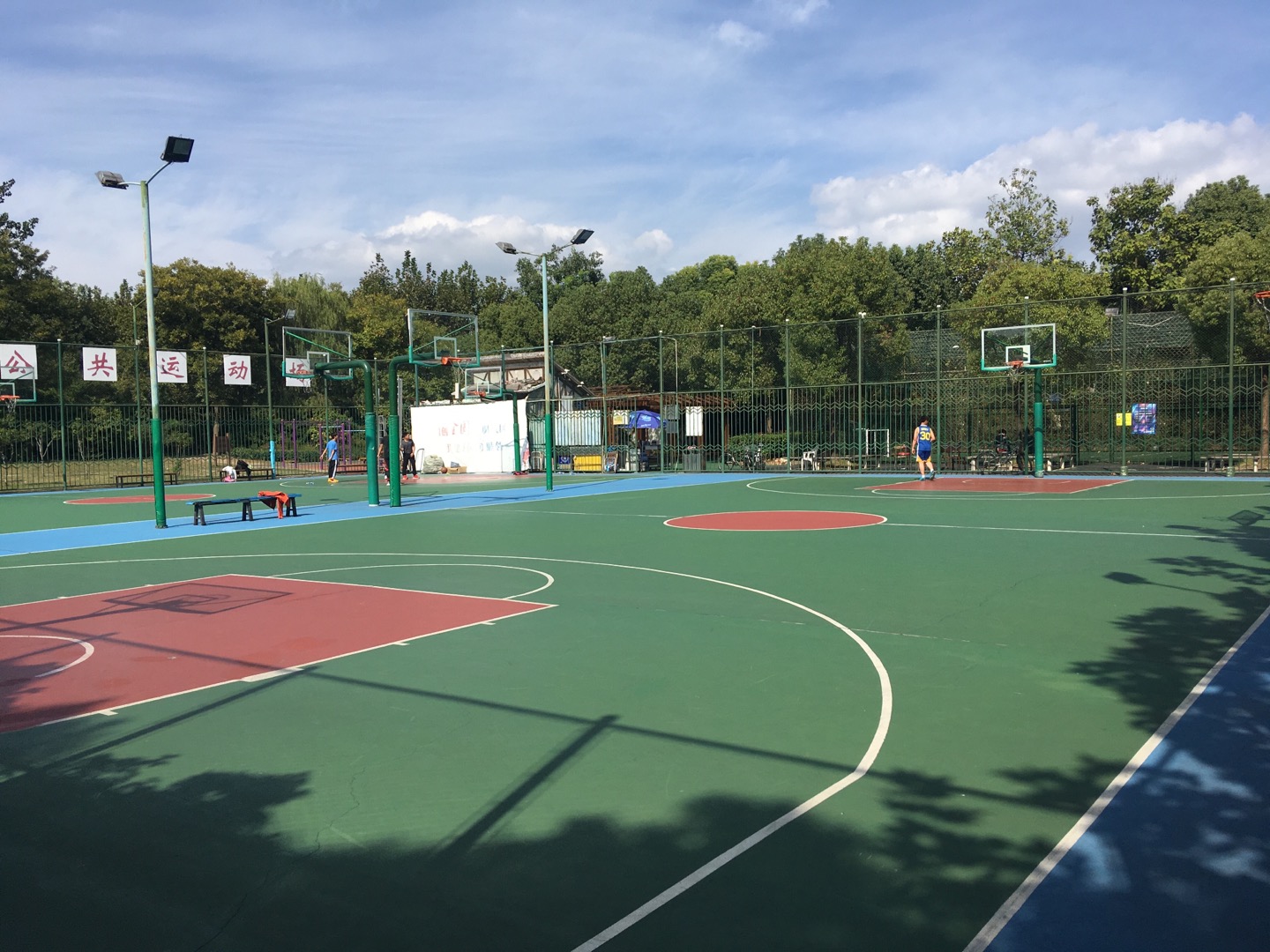 紅光體育市民足球場(chǎng)1