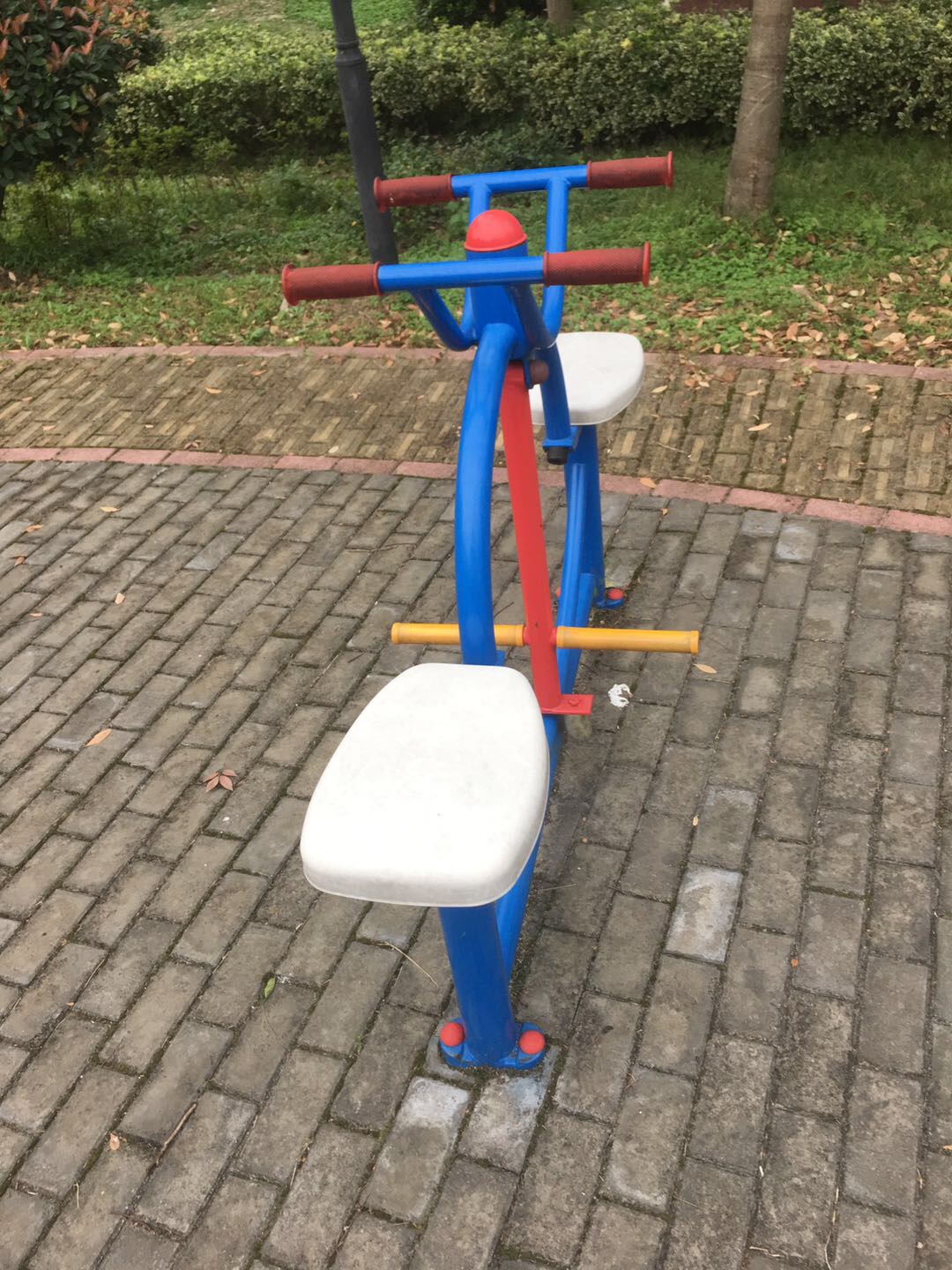 下肢康復(fù)器