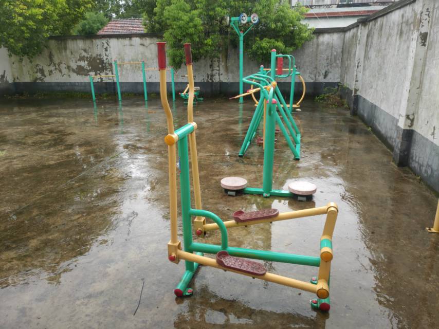 練東村（陸家浜）健身點(diǎn)