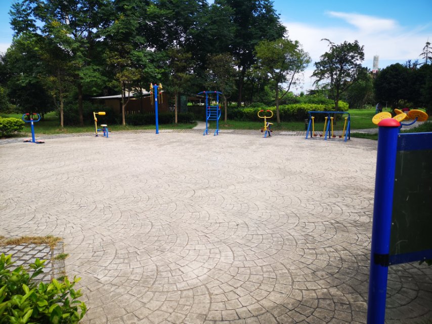 金都路居委A健身點(diǎn)