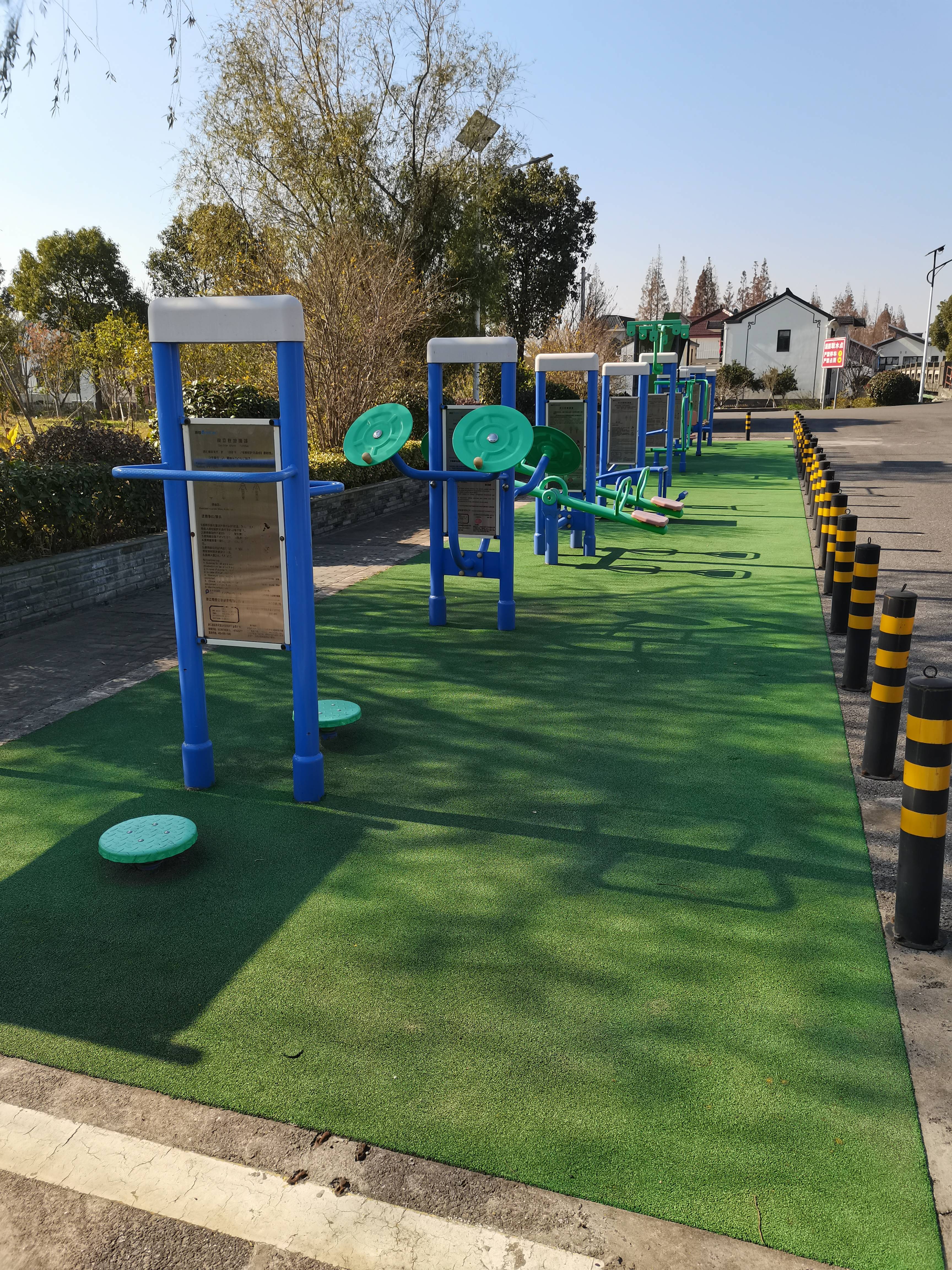 蓮湖村（朱舍）健身點