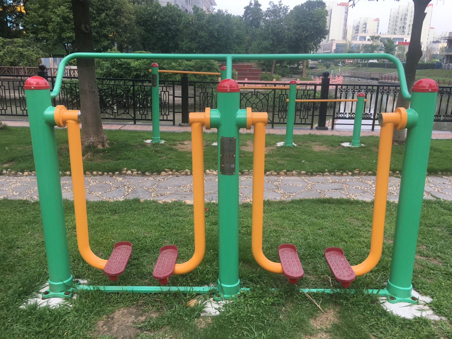 兩聯(lián)漫步機