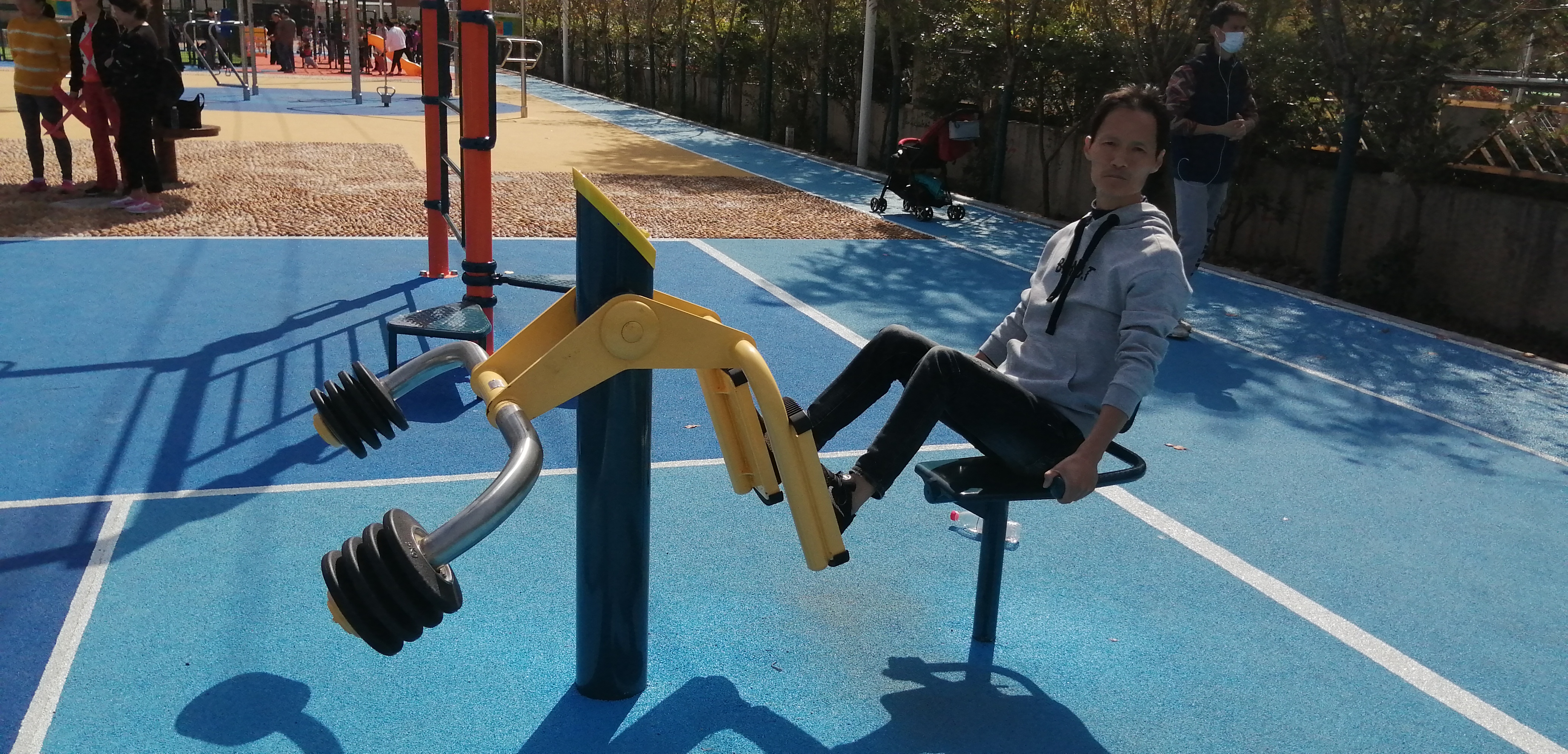 蹬腿訓(xùn)練器