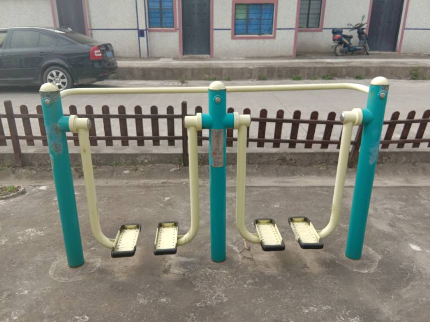 雙位太空漫步機(jī)