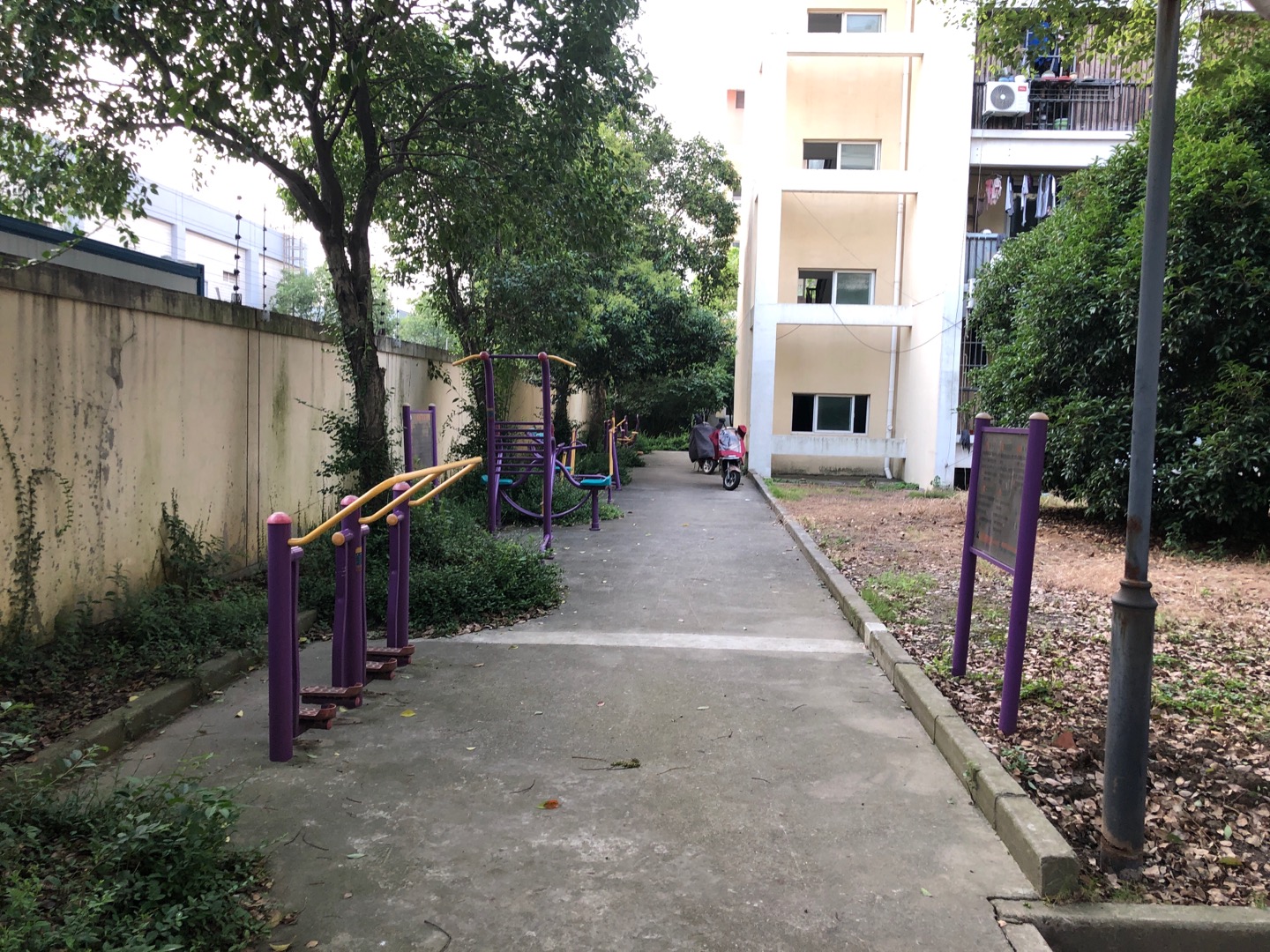 上海市崇明區(qū)堡鎮(zhèn)永和村堡東11隊(duì)1359號(hào)