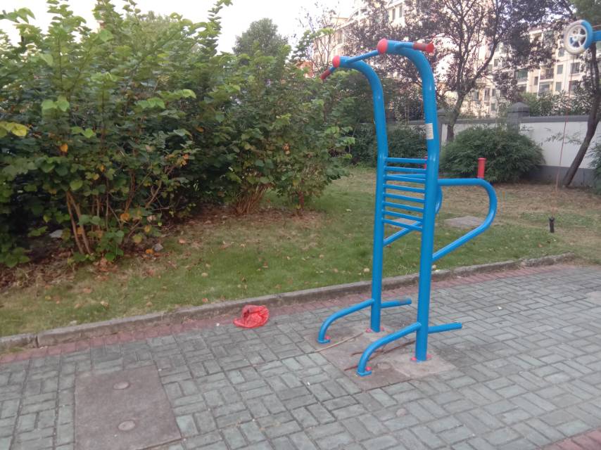 多功能訓(xùn)練器