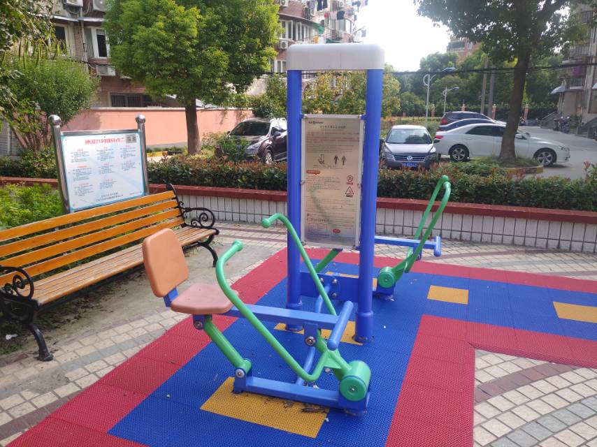 雙立柱平推平拉訓練器