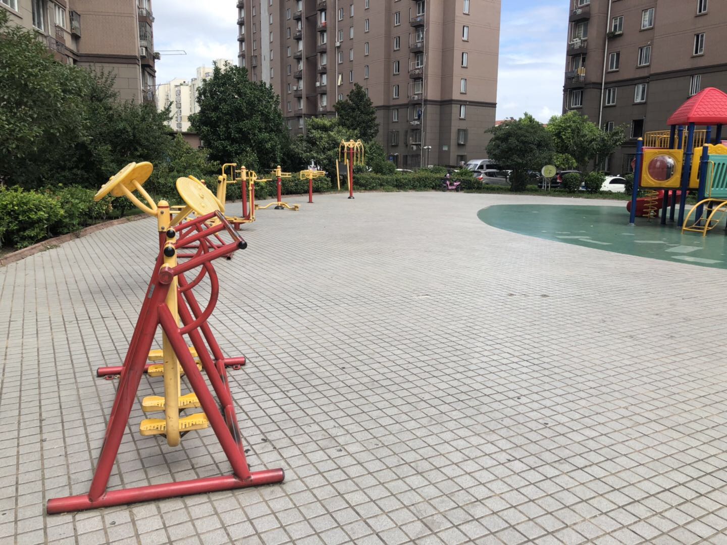 金耀社區(qū)健身點