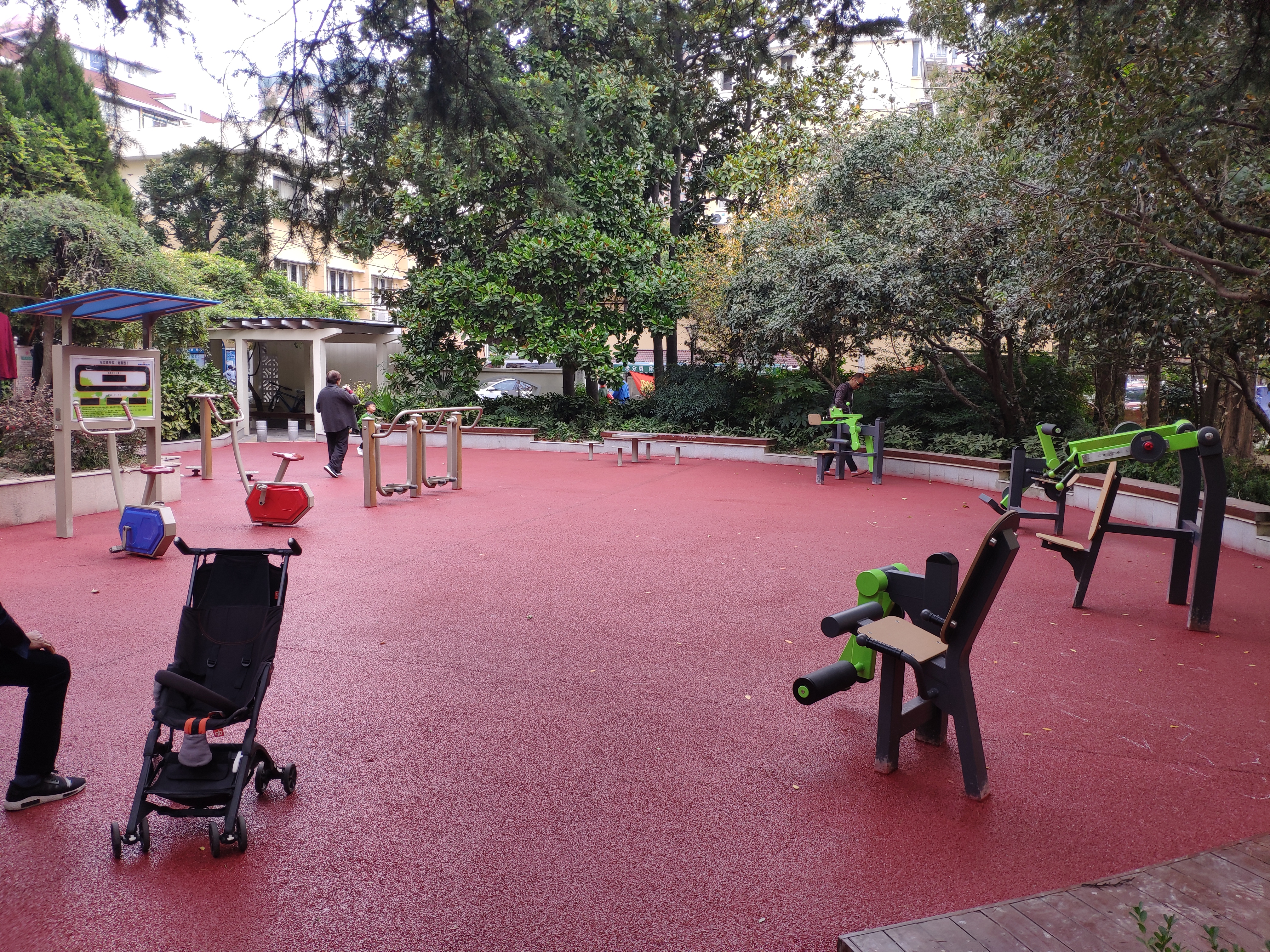 赤一居委市民益智健身苑點