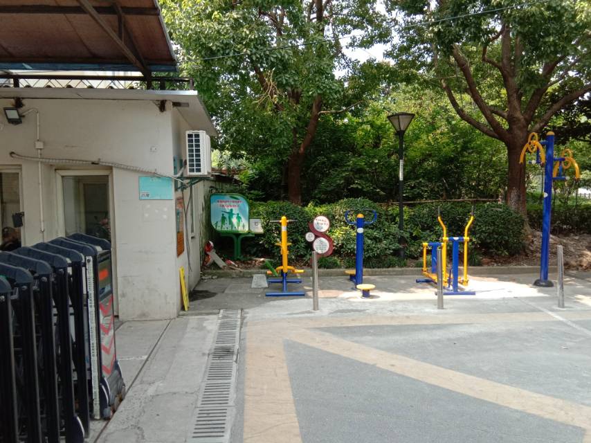 嘉戩支路130弄市民健身點(diǎn)