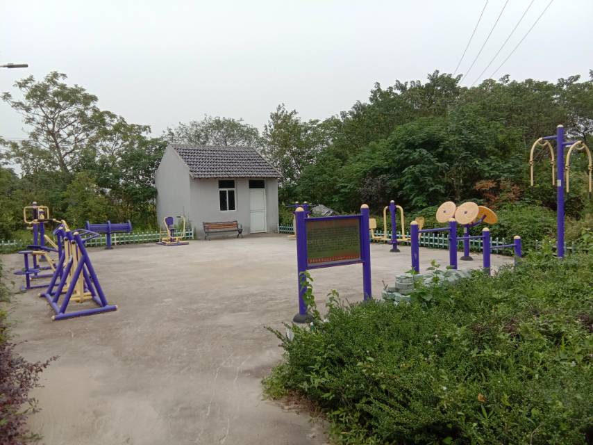 堡鎮(zhèn)四滧村14隊(duì)健身點(diǎn)