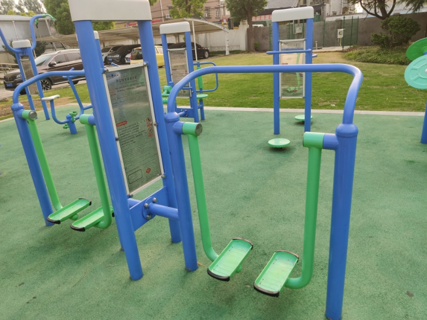 雙立柱太空漫步器