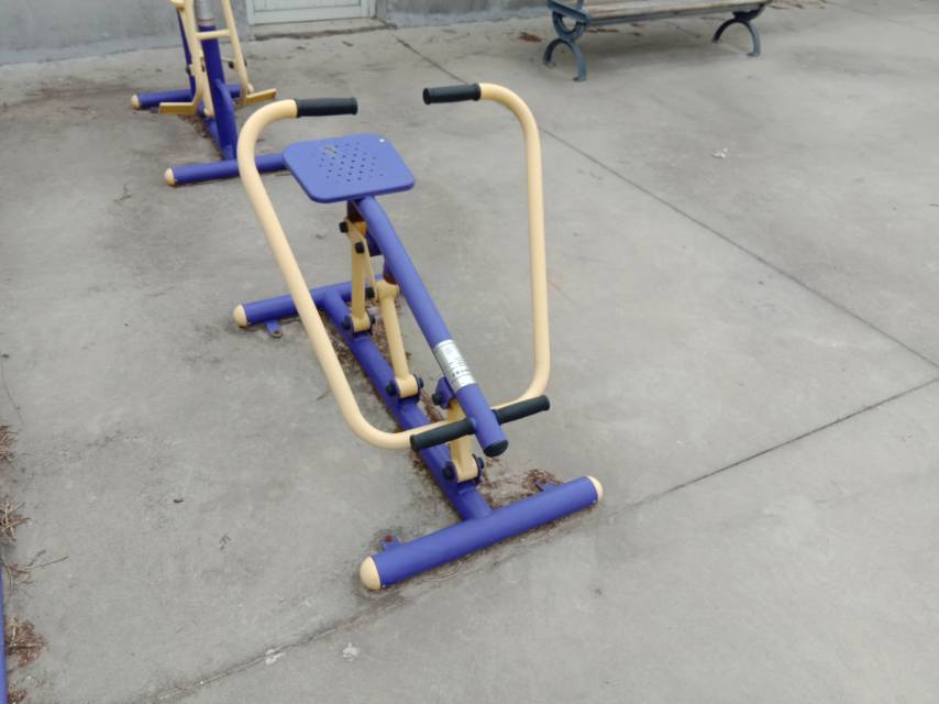 劃船訓(xùn)練器