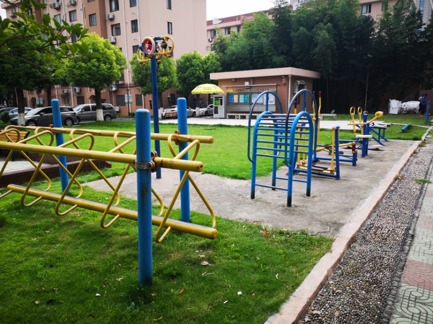 吳寶路二居委健身苑點B