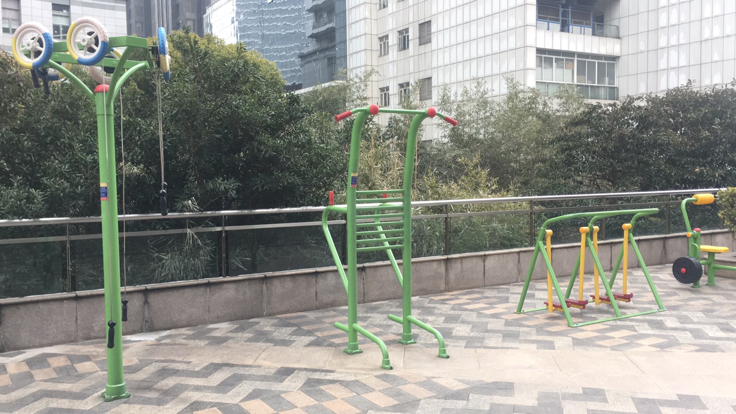 新外灘居委健身苑點(diǎn)