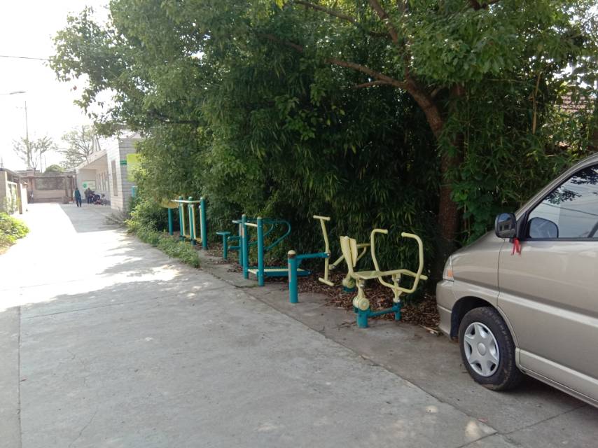 魯與村健身點(diǎn)2