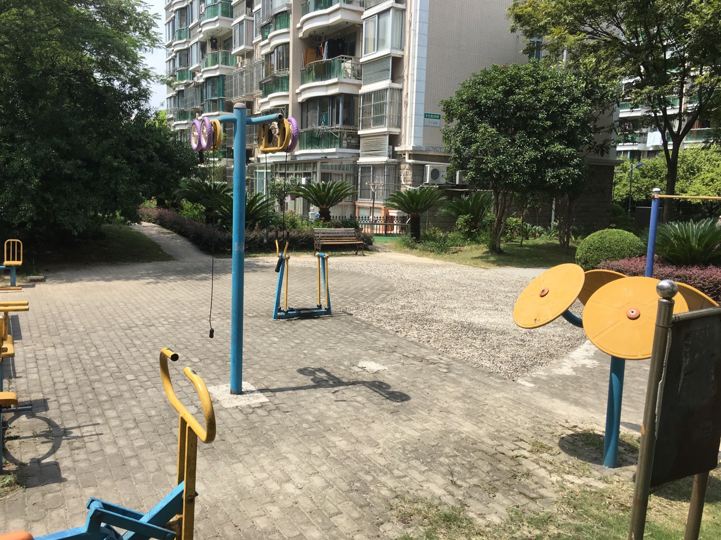 虬江社區(qū)健身苑點(diǎn)（2）