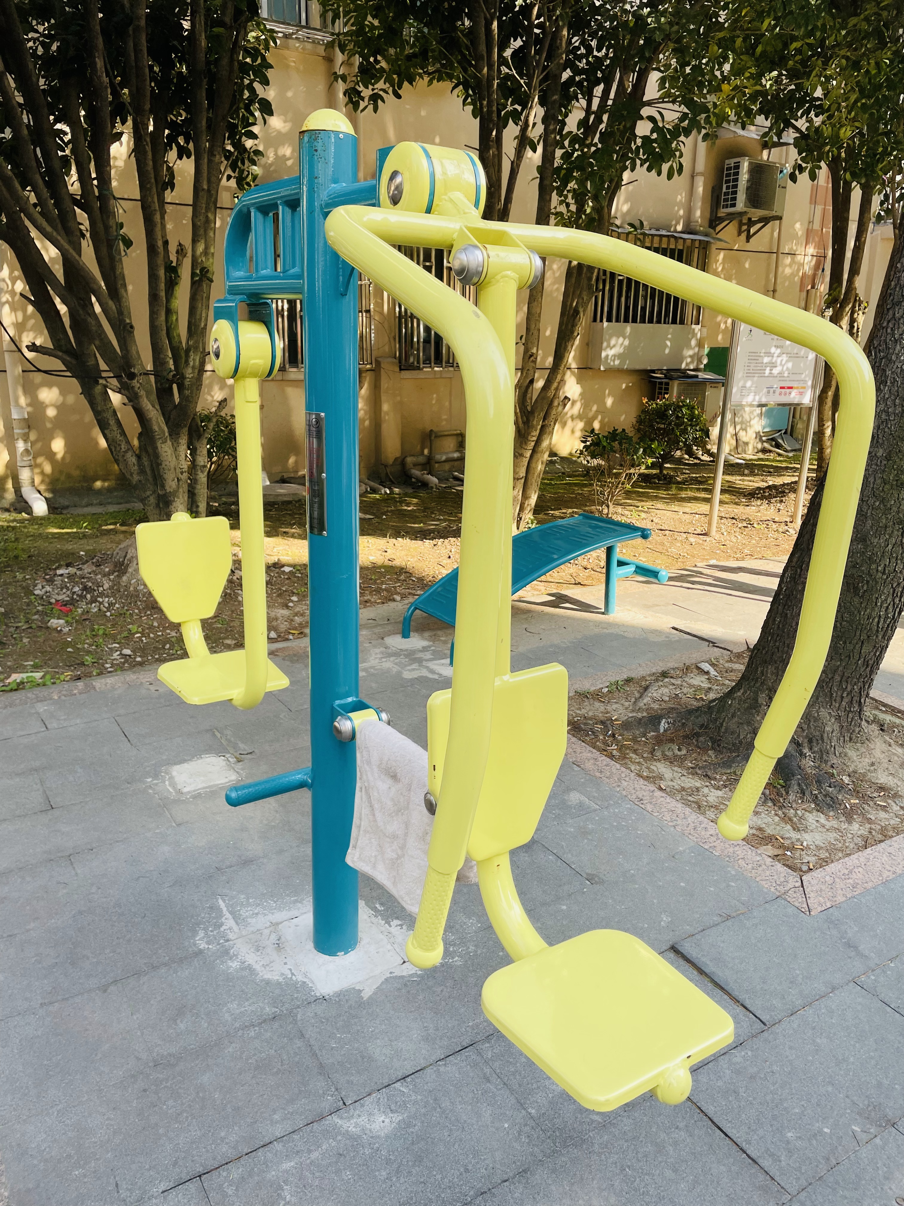 上下肢訓(xùn)練器