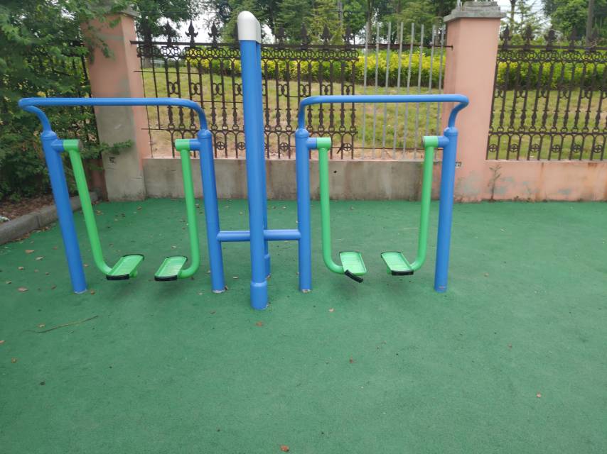 雙立柱太空漫步器