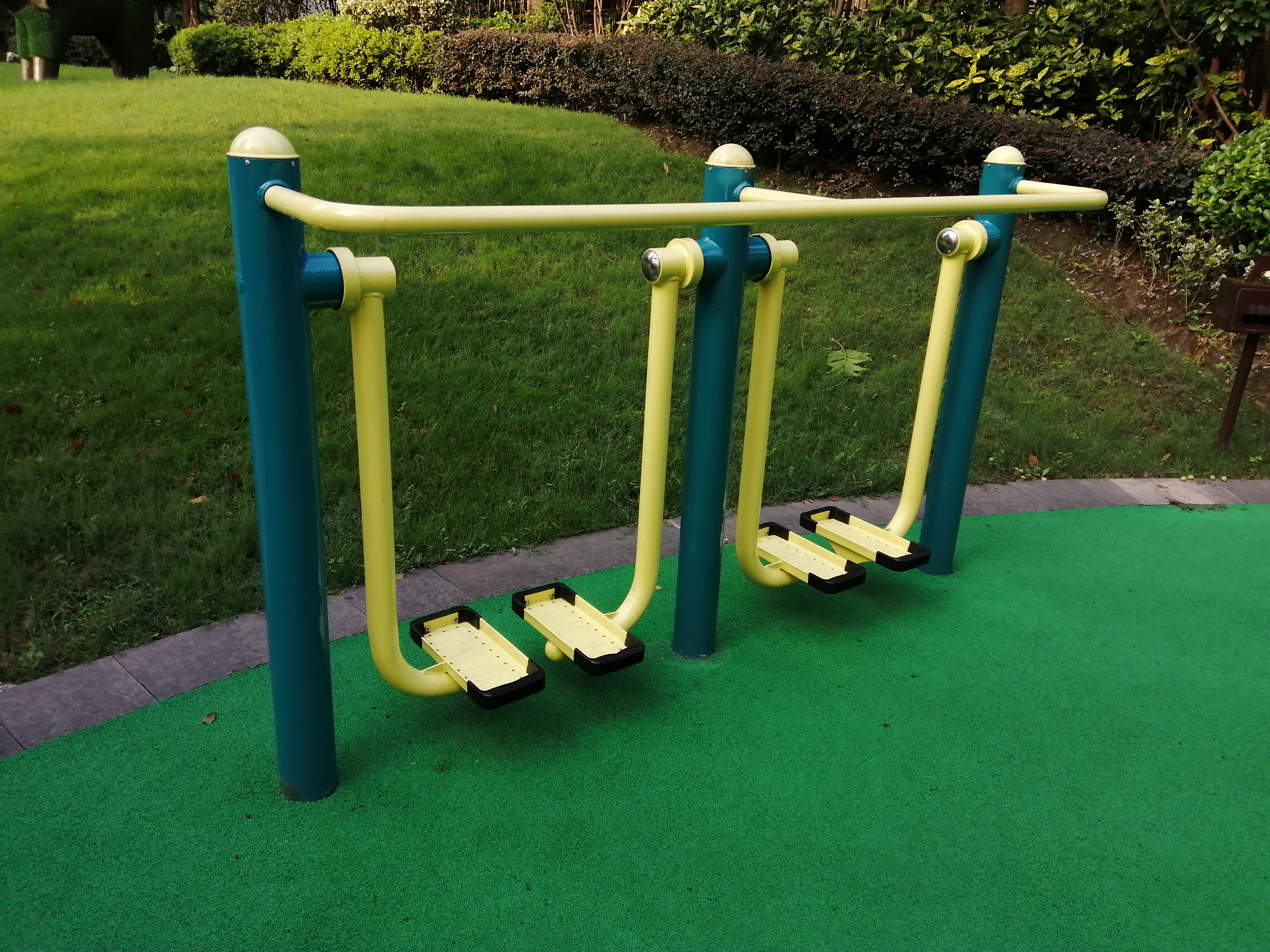 雙位太空漫步機(jī)