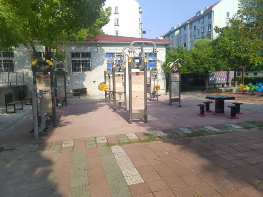 紫荊四村市民益智健身點(diǎn)