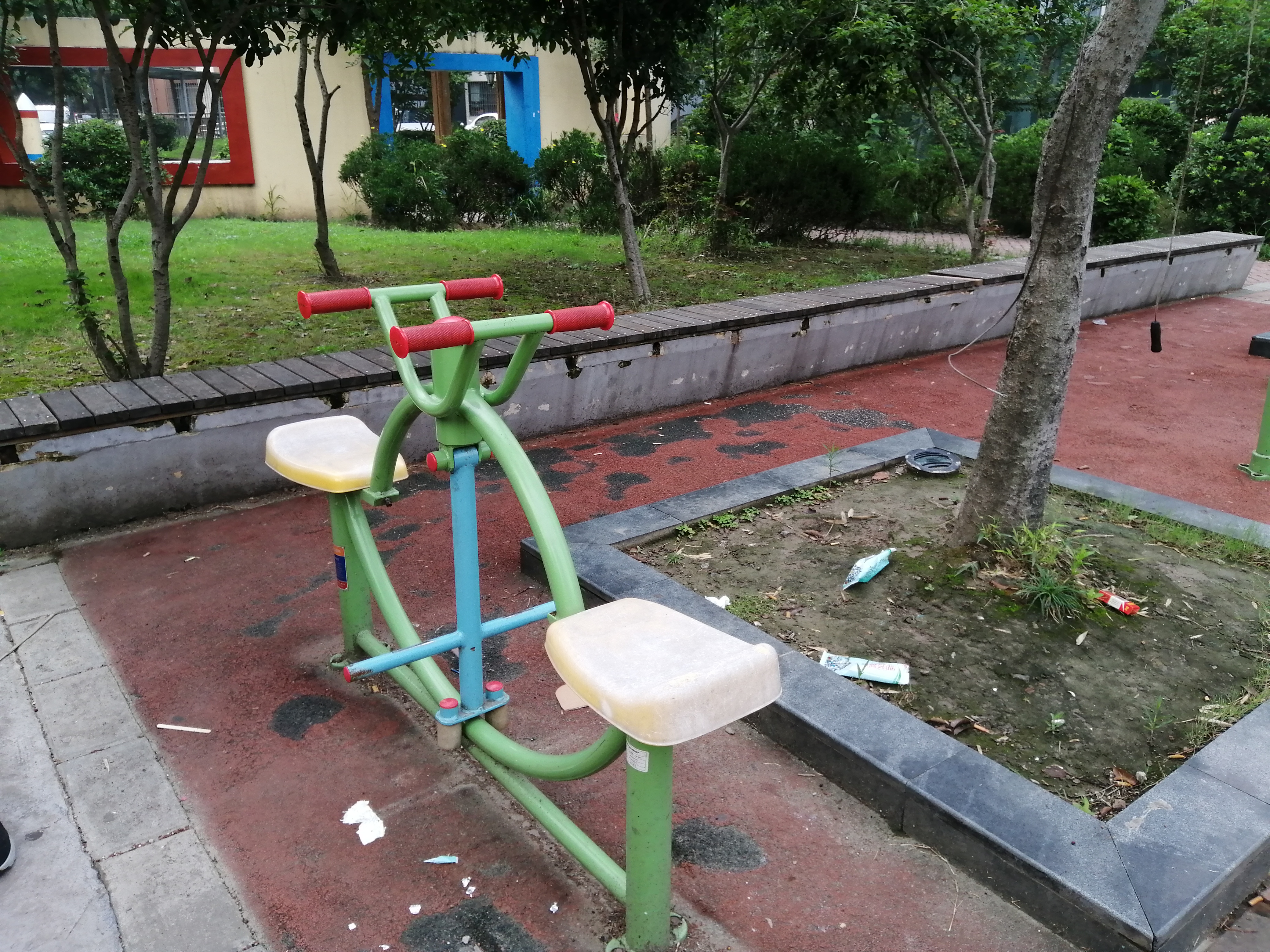 下肢康復(fù)器