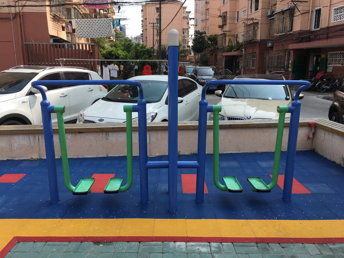 雙立柱太空漫步器