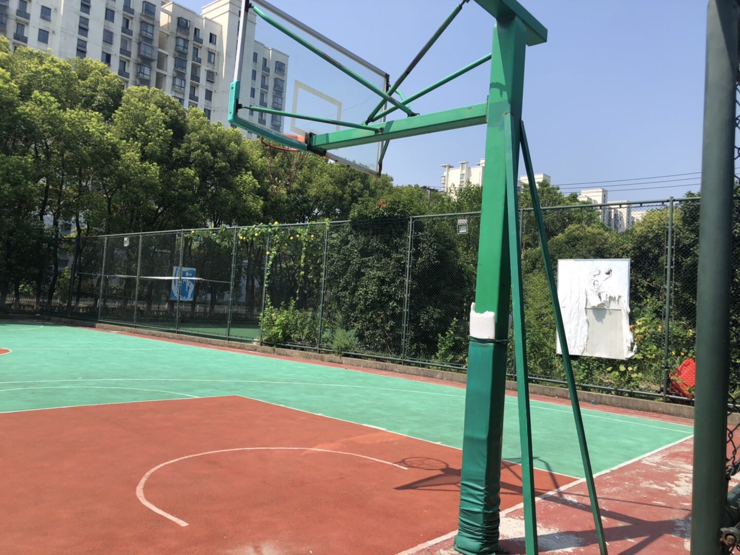 紅光社區(qū)公共運(yùn)動場