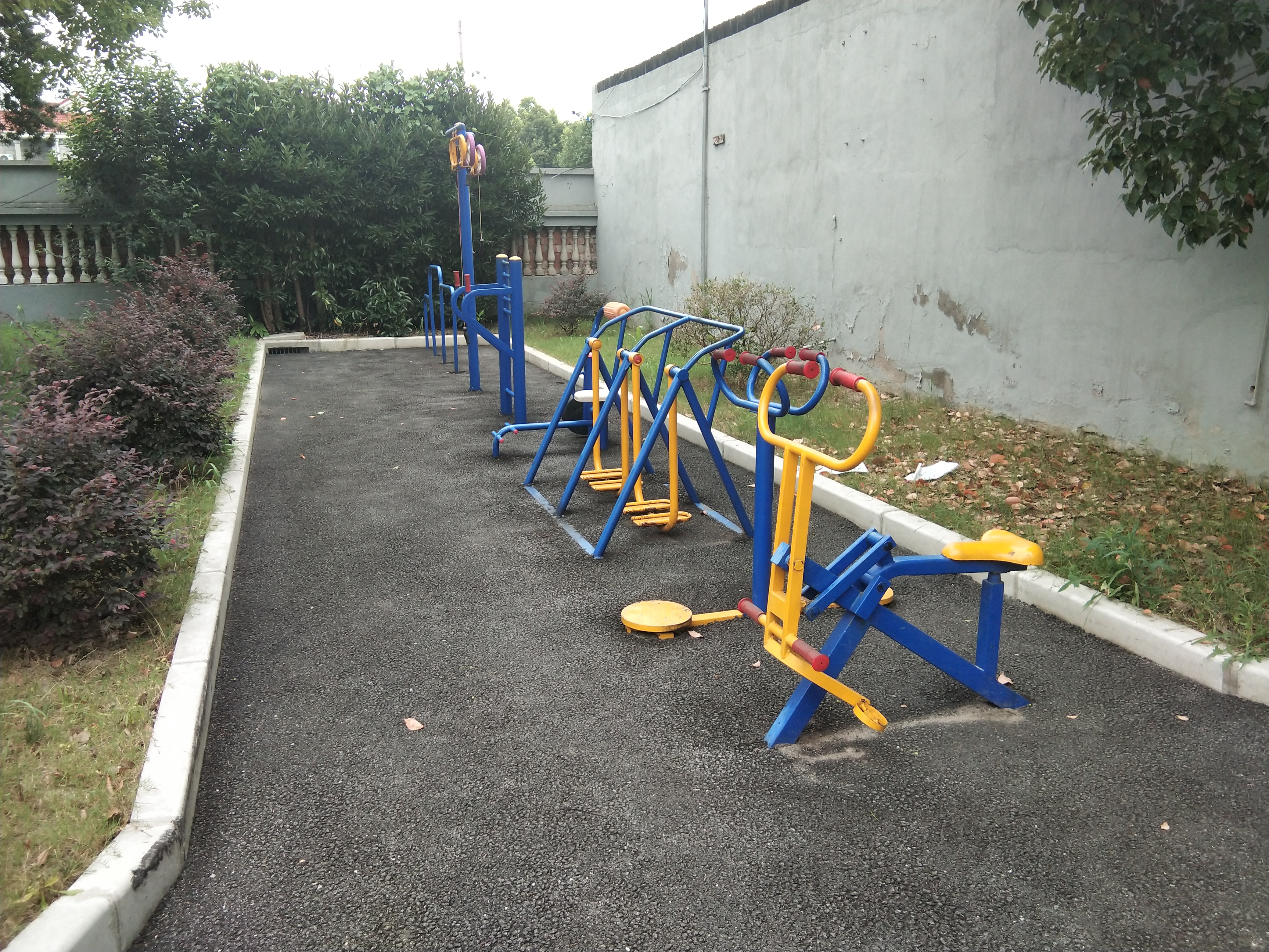 松江區(qū)永豐街道三辰苑二村市民益智健身點