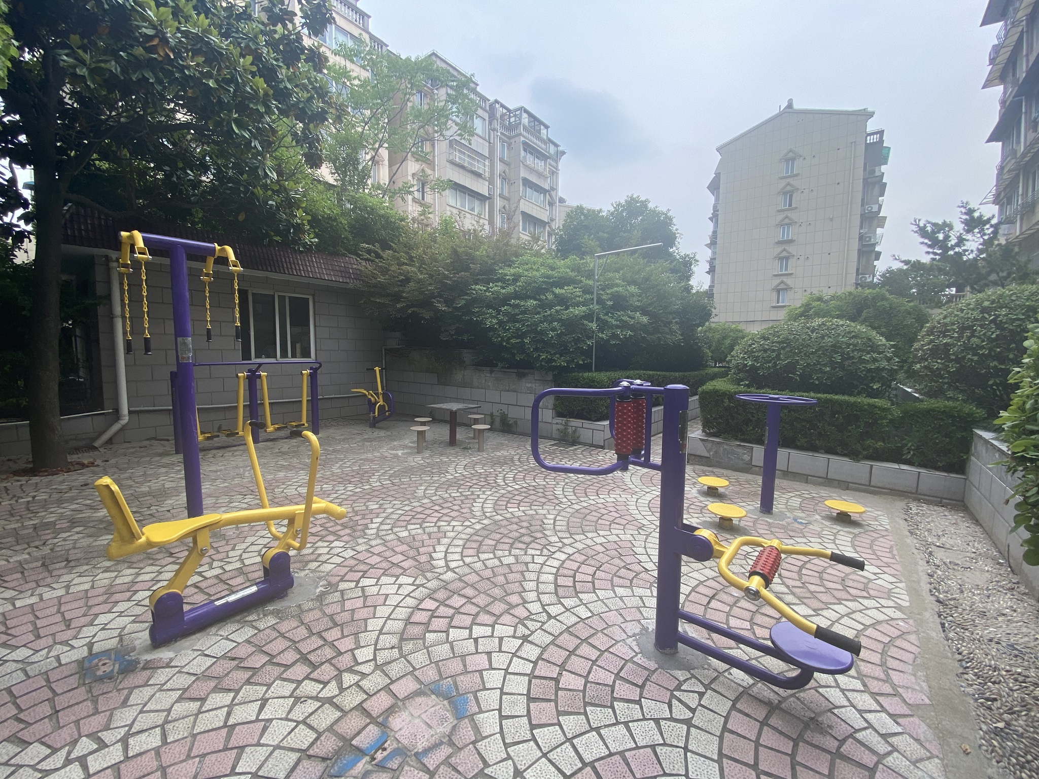 銀凱公寓市民益智健身點(diǎn)