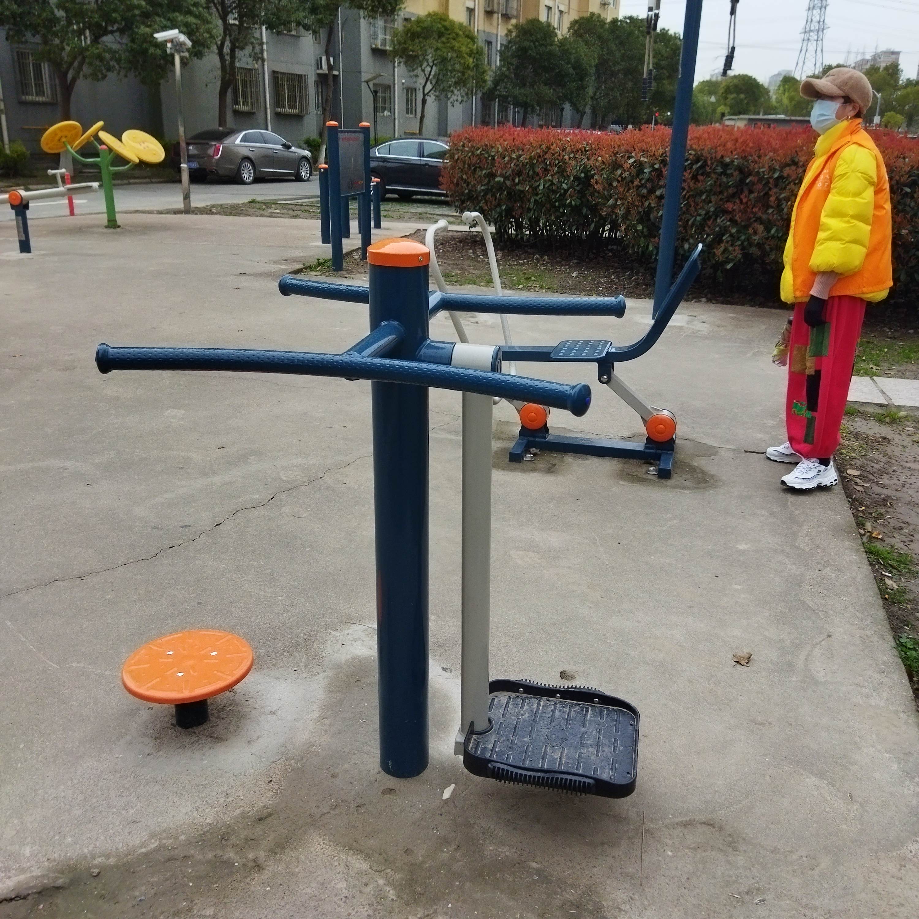 康橋月苑北區(qū)市民益智健身點(diǎn)