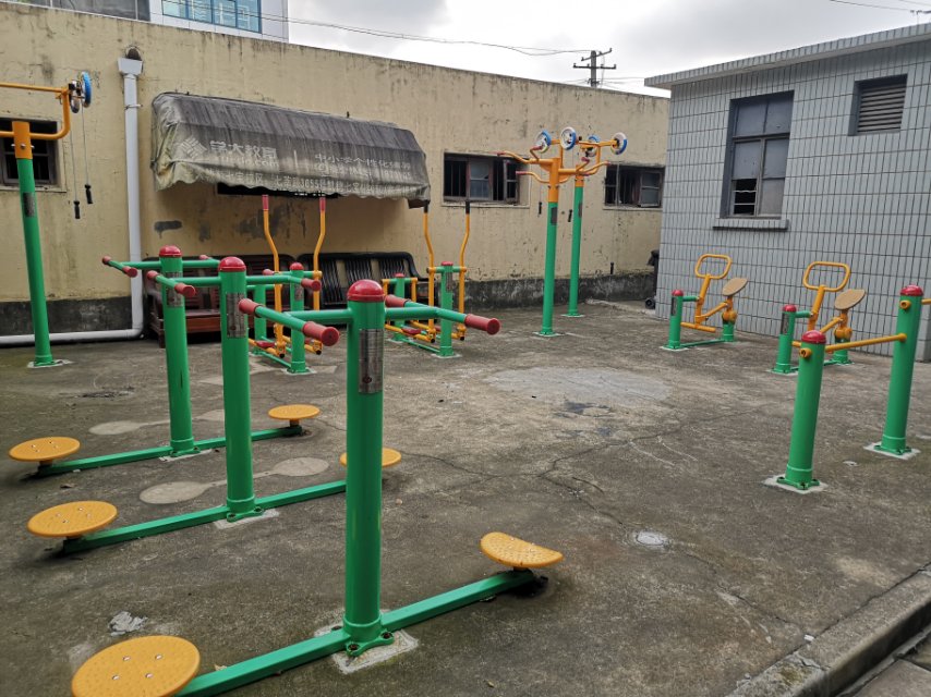 豪世盛地居委健身苑點D