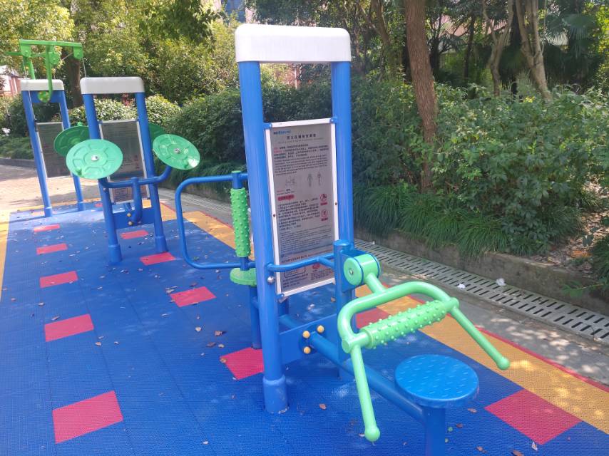 雙立柱腰背按摩器