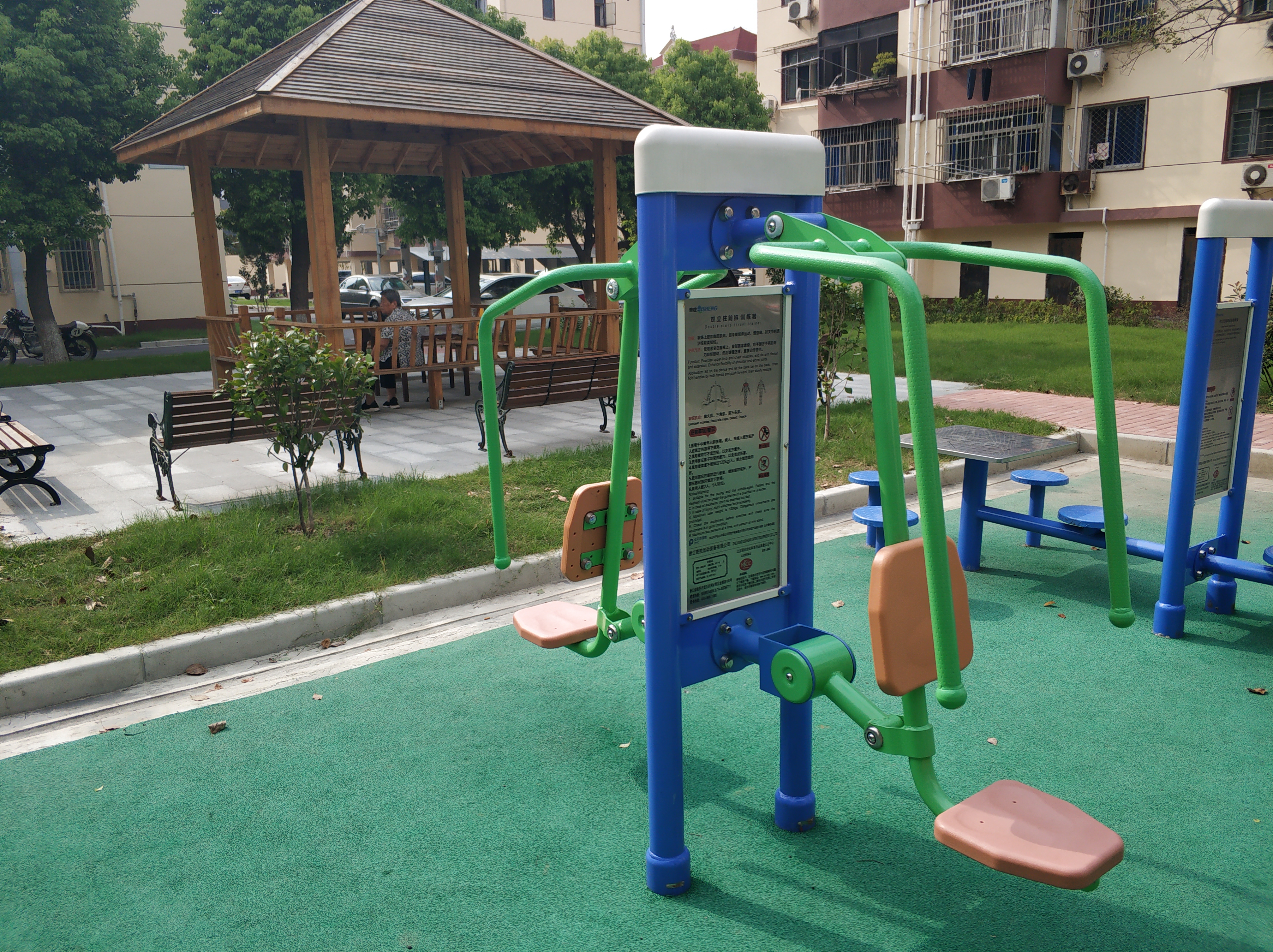 雙立柱前推訓練器