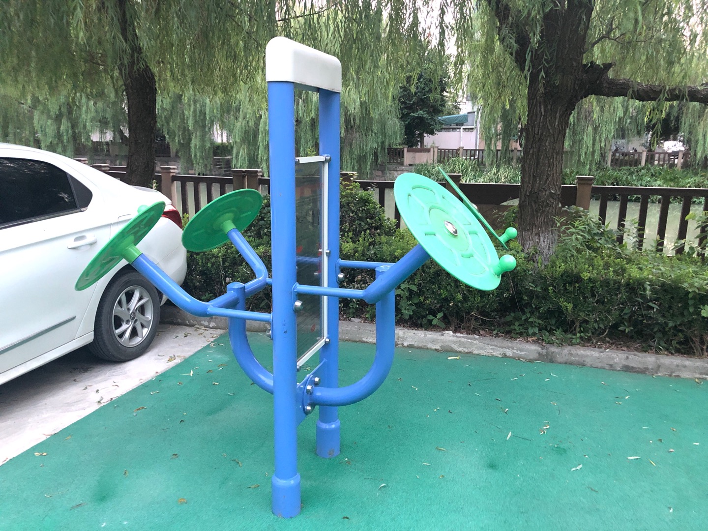 雙立柱太極揉推器