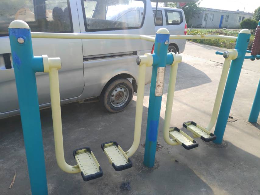 雙位太空漫步機(jī)