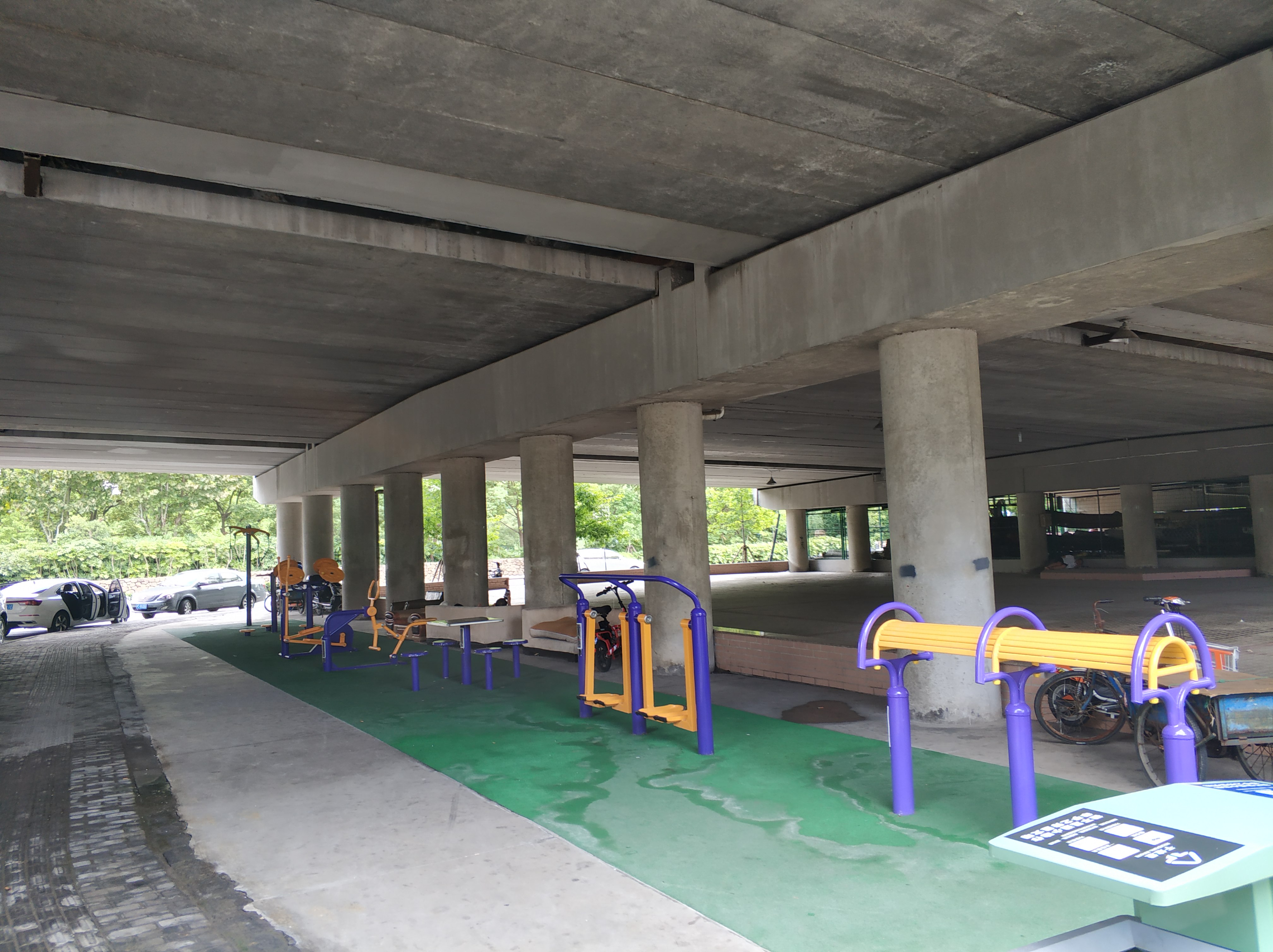 青華社區(qū)健身點2