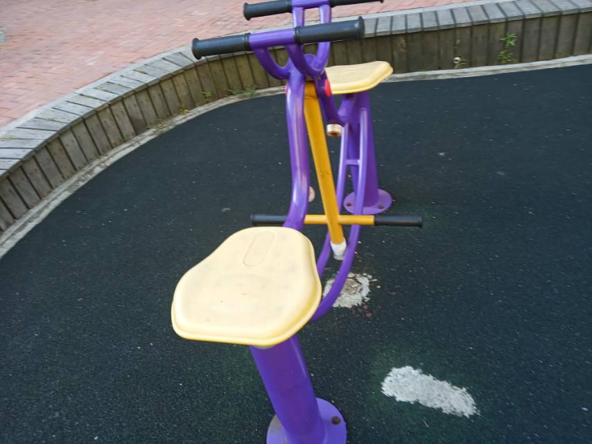 下肢康復(fù)器