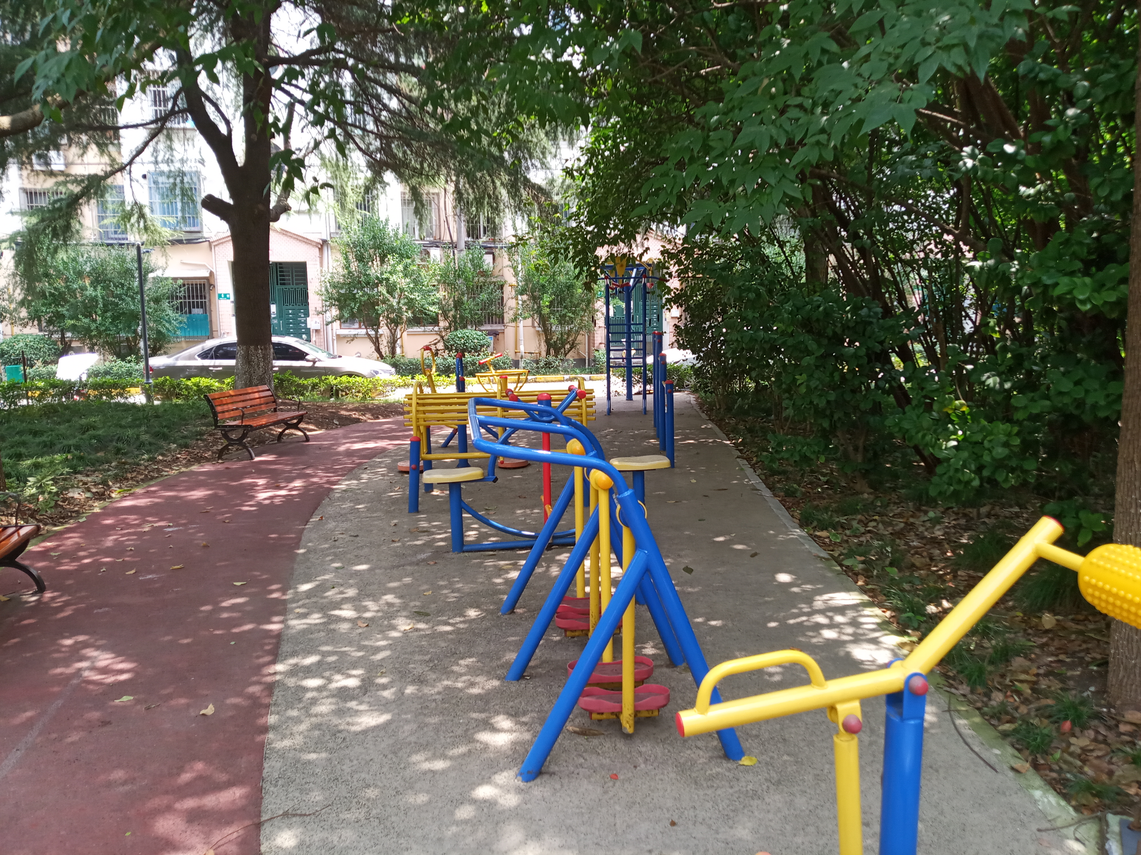 古美三村居委健身苑點