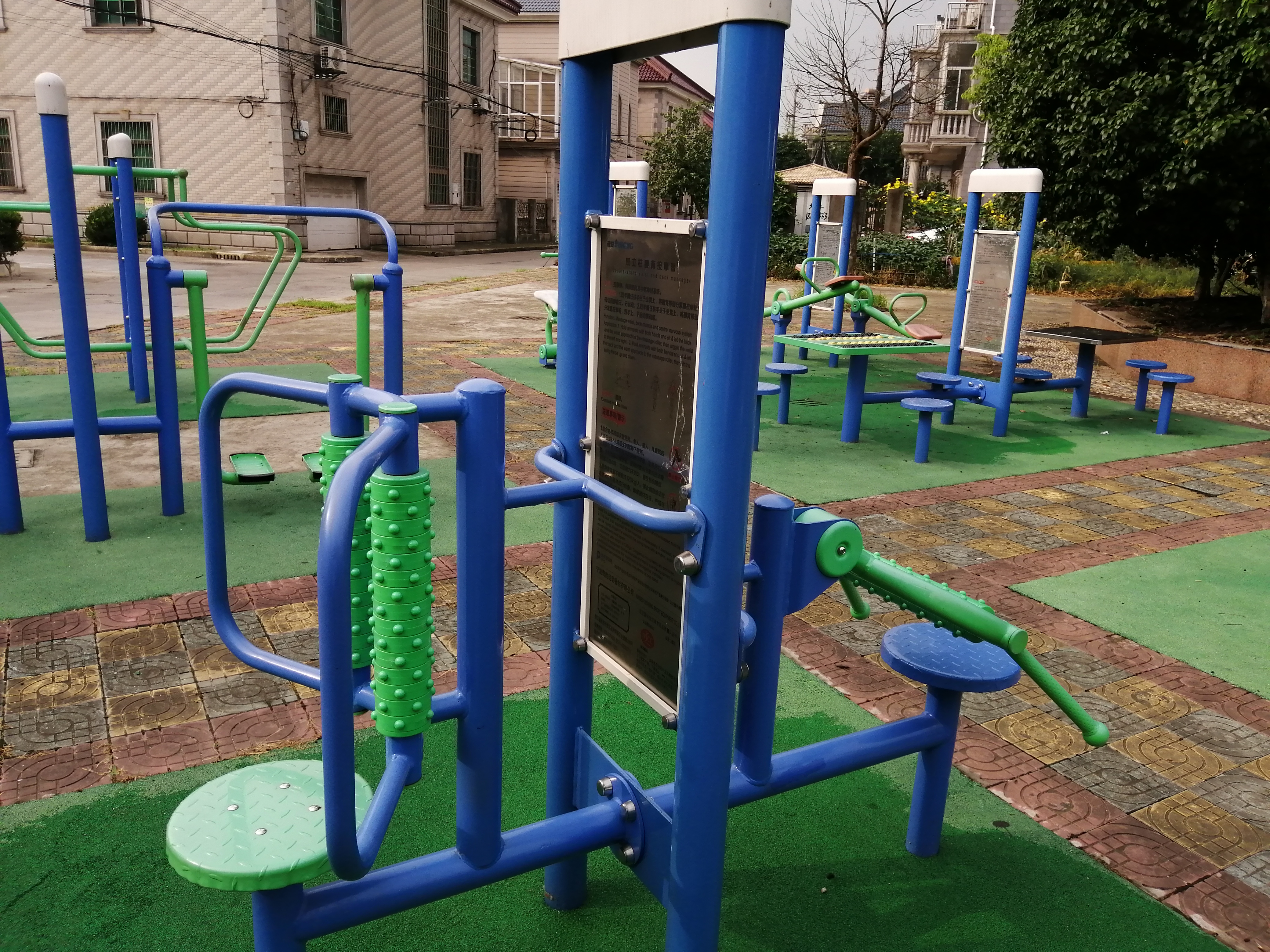 雙立柱腰背按摩器