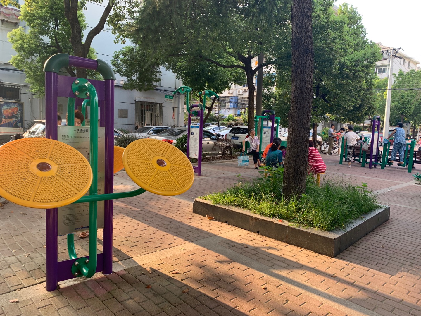 共康五村健身點