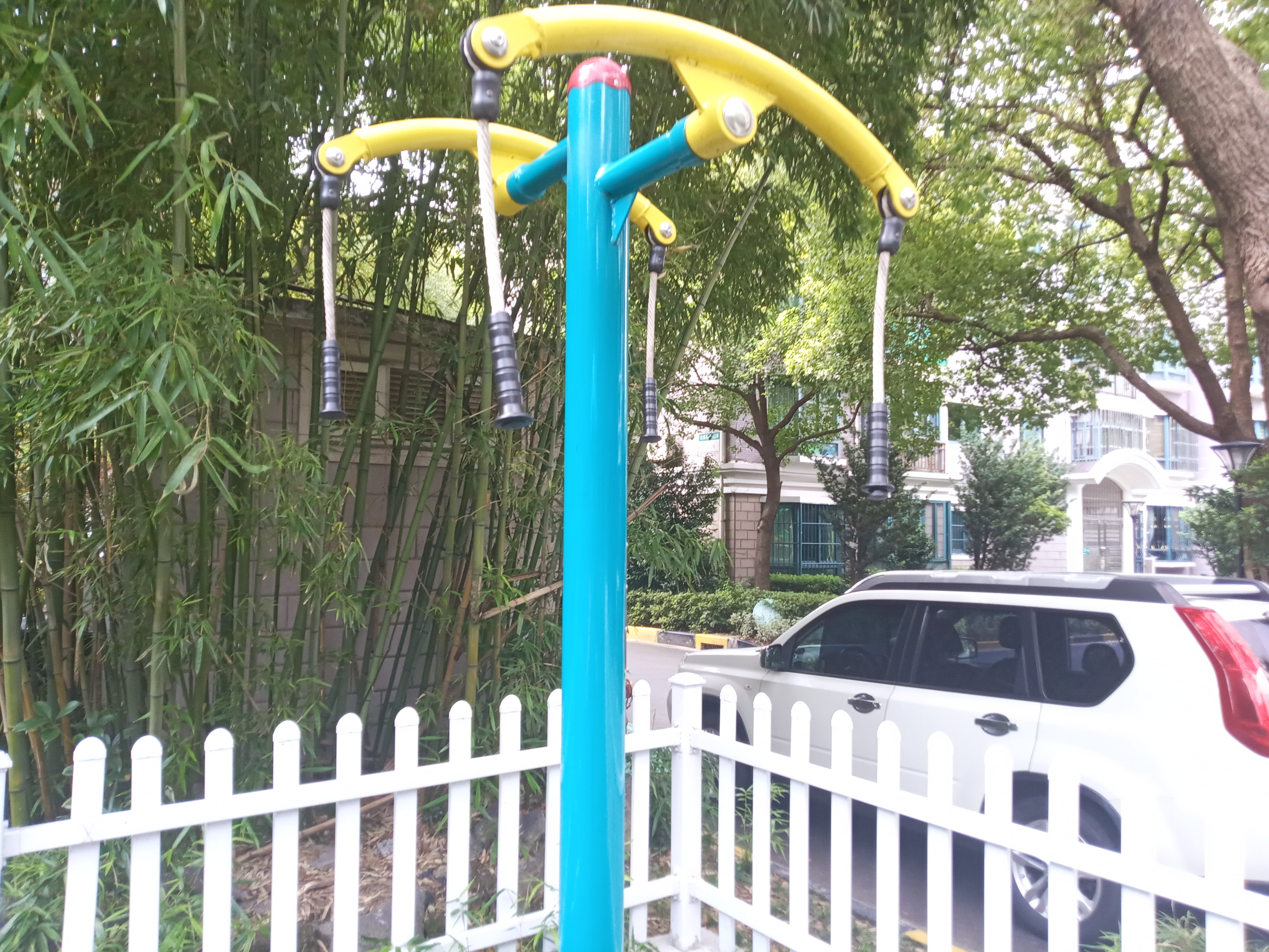 自重上肢鍛煉器