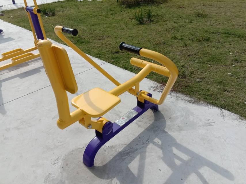 自重式平推訓(xùn)練器