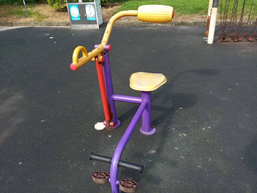 腹背訓(xùn)練器