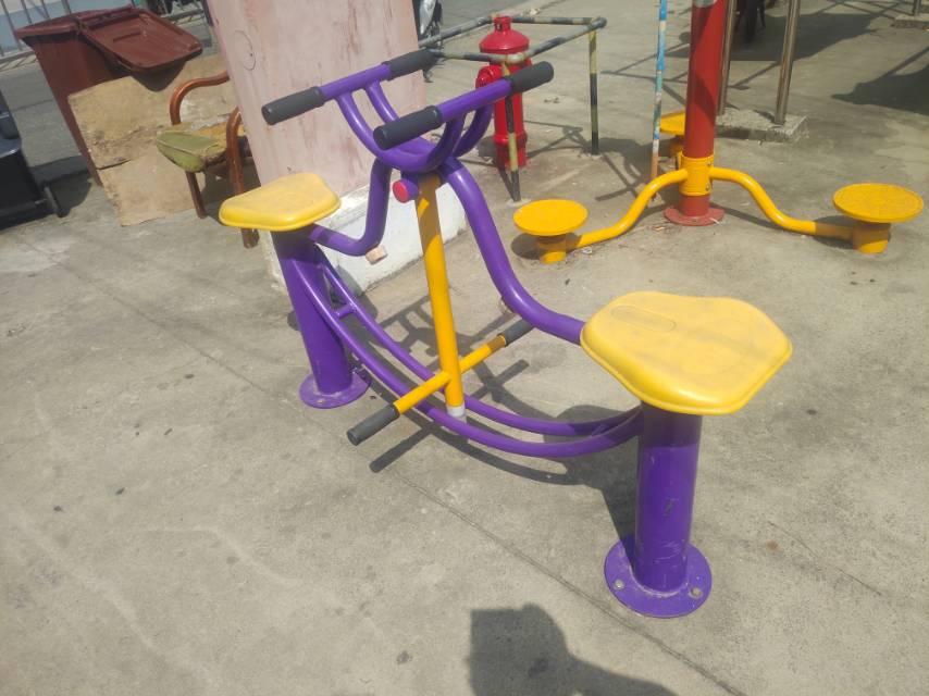 下肢康復(fù)器