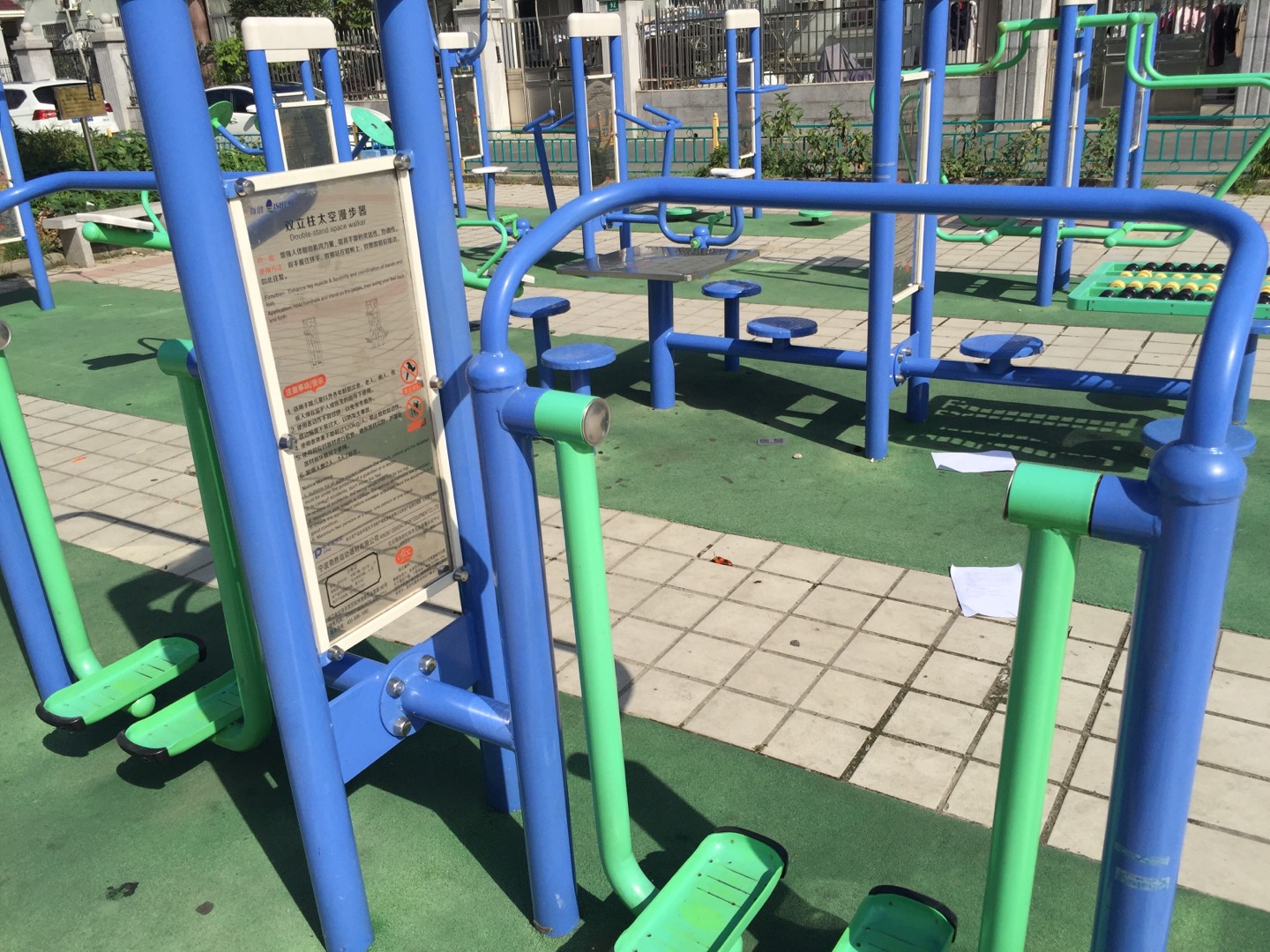 雙立柱太空漫步器