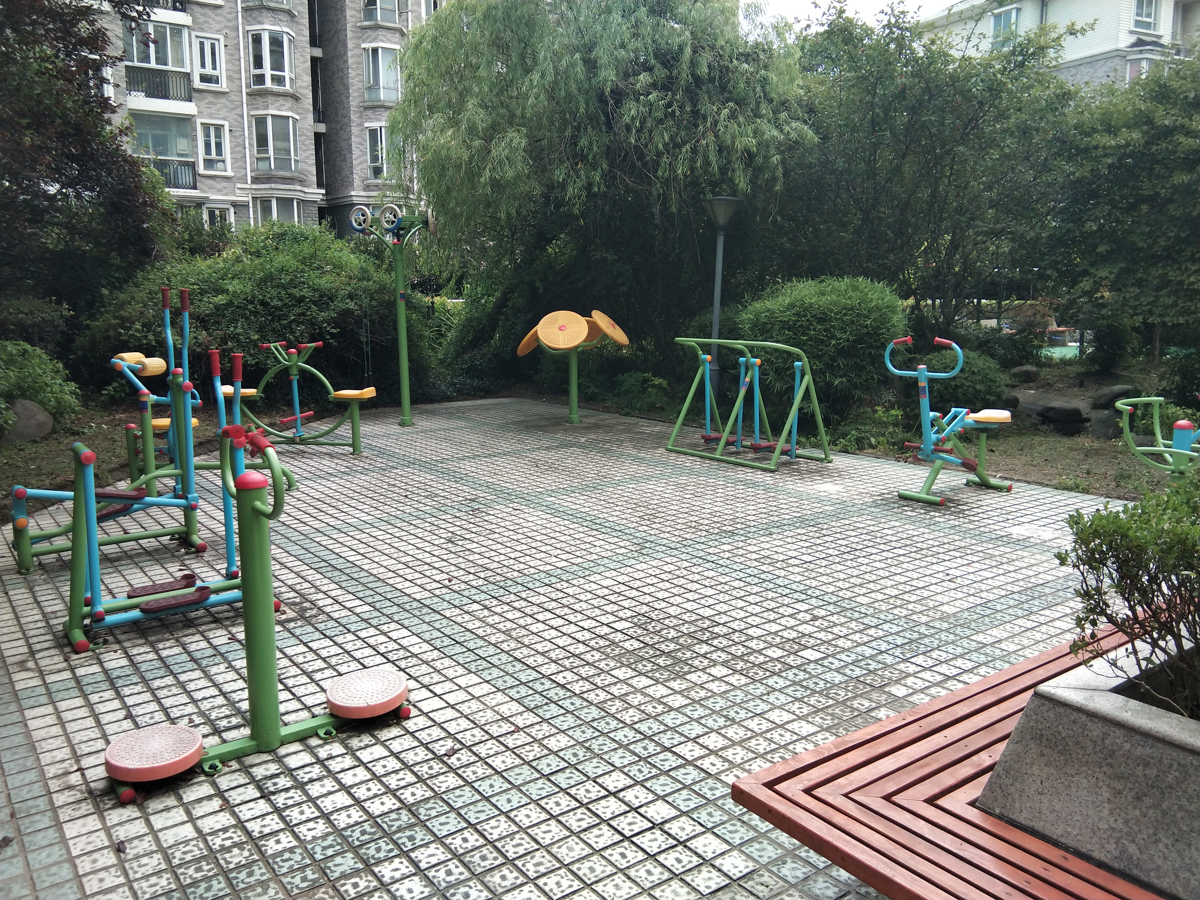 東苑利景健身點(diǎn)