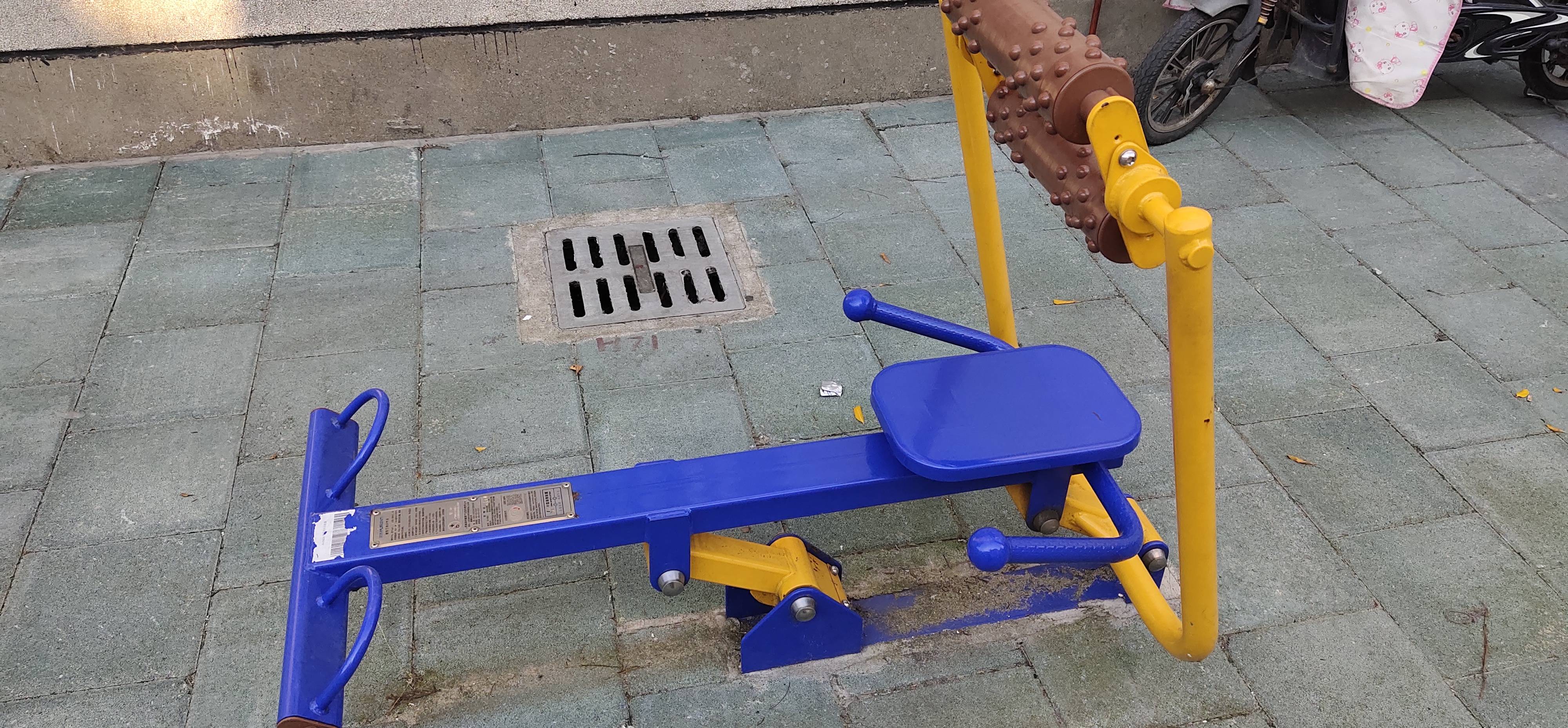 腹背屈伸/劃船訓(xùn)練器