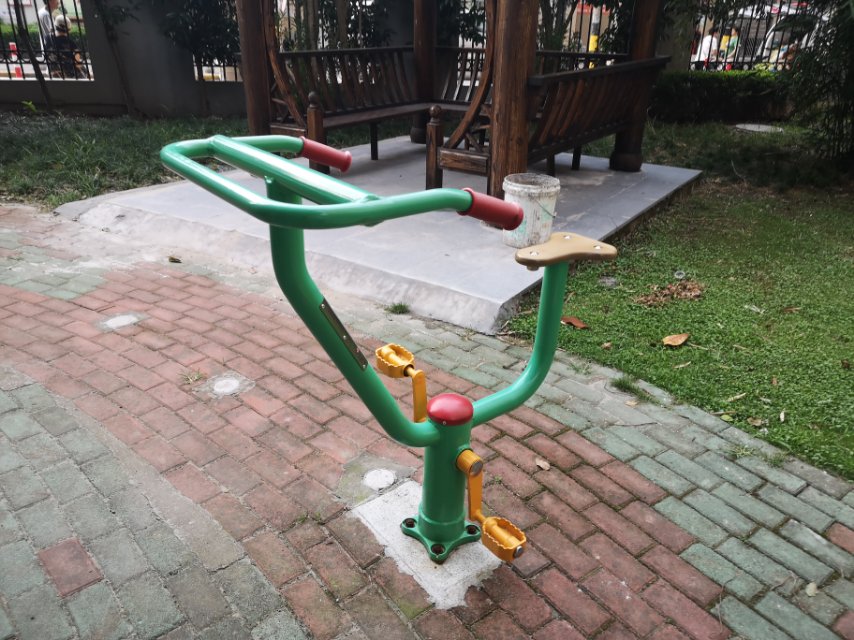 直立健身車(chē)